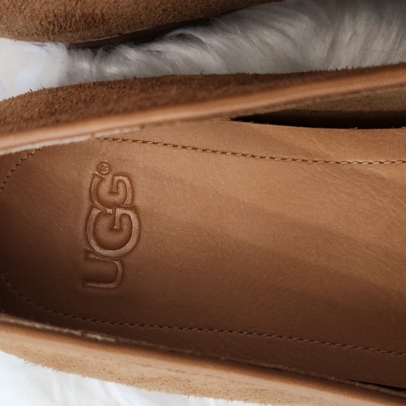 NWOB. UGG Bonnie Suede Loafers Sz.9 - Picture 3 of 10